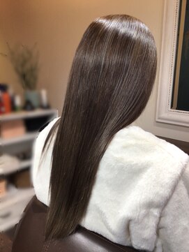 ネスト(Nest) ハイライトカラー