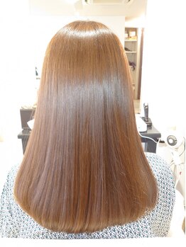 カフープラスエヌ(KAFUU+n)の写真/【彦根】独自の髪質改善理論で毛根から髪を活性化してまとまりやすくて扱いやすい髪に導きます。