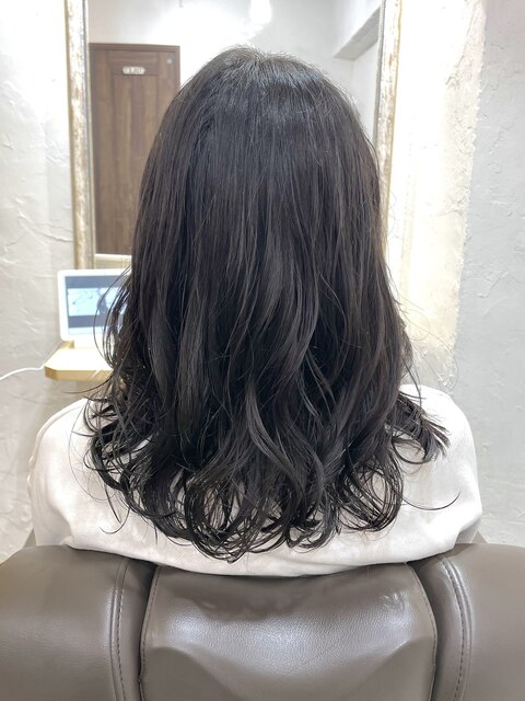 髪質改善コテ巻き風パーマミディアム デジタルパーマ 黒髪パーマ