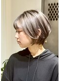 ハイライト　レイヤー ショートヘア　ボブ　くびれレイヤー 