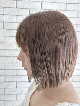 ヴァイブス(vibes) 切りっぱなし韓国風ヌナボブ