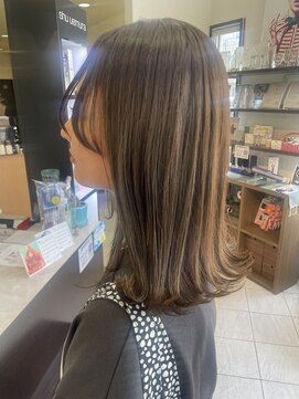 コレットヘア(Colette hair) 【Ayako】カーキベージュ×ミディアム