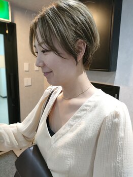 ブルー(Blue)の写真/【藤沢駅北口徒歩4分】再現性バツグン☆扱いやすいモテ愛されStyleを叶えて、新しい自分に出会おう！