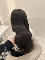 リルミー(Lilme)&nbsp;艶々暗めブラウンカラー♪ ＊ひな/小顔/大須/栄＊