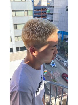 マノン バイ エイチ(MANON by H) blond fade