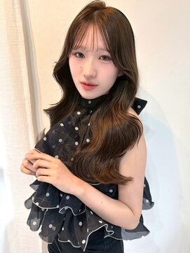 アンニュ(annuy) 韓国ヘア 顔周りカット 20代 レイヤーカット ミルクブラウン