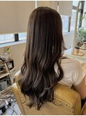 ロングヘア×スモーキーベージュ