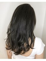 ルカ(Luca)&nbsp;赤味消し×カーキグレージュ