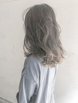 ヘアーアンドアトリエ マール(Hair&Atelier Marl)&nbsp;【Marl】ホワイティーグレージュカラーの無造作セミディ♪