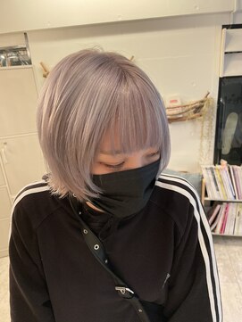 アクト(ACT) ホワイトラベンダーウルフボブ