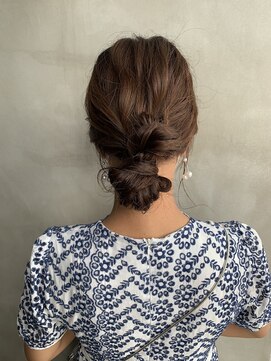 ロロネー(Lolonois) オトナゆるシニヨン