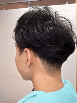 スマイル(Smile) ゆるふわパーマ マッシュ ツーブロ イメチェン ショート メンズ