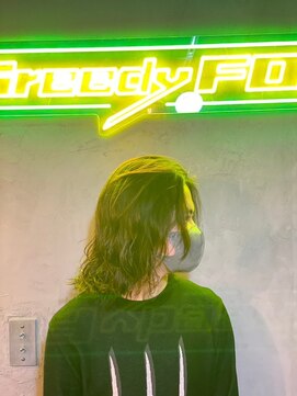 グリーディーフォックス 代々木(Greedy FOX) アップバング/ツーブロックマッシュ/束感/波巻き[シェービング]