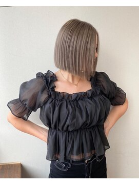 ローレン(Lolen.) 【グレージュ×ボブ】藤川侑大