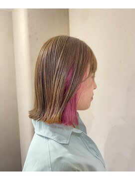 ヘアーアートミュージアム(Hair Art Museum) インナーカラー/イヤリングカラー/切りっぱなし　10/22