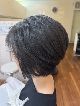 トータルビューティーバルフィット(BALFIT) ハンサム　グラデーションボブ