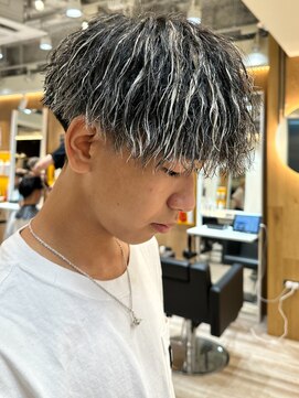 ルースト 渋谷店(ROOST) 縦落ちツイスパ×ホワイトハイライト