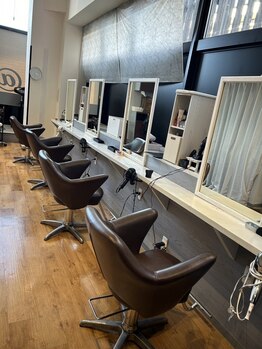 アーツヘアー JR上熊本駅店(ARTS@HAIR)の写真/【上熊本駅/スタッフ3名】カラー特化でトレンド～定番まで理想の髪色を実現☆ダメージレスカラーが大人気！