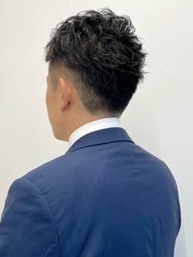 ラギッド 大野城店(RUGGED) ナチュラルパーマ　ビジネススタイル　刈り上げツーブロック