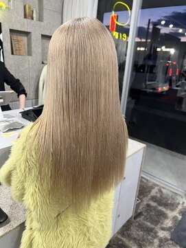 アイン(eim) ホワイトベージュ