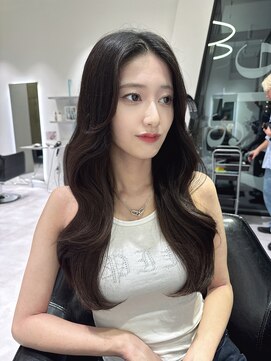 ウィクシー(wixy) レイヤーカット/透明感カラー/韓国ヘア