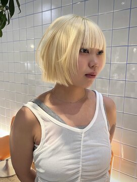 ローエ バイ デコ(Rohe by DECO) 【廣川】抜きっぱなし/ホワイトブロンド/レイヤーボブ
