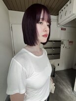 シキ(SIKI)&nbsp;【yui】艶感のある大人ダークラベンダーカラー×切りっぱなしBob