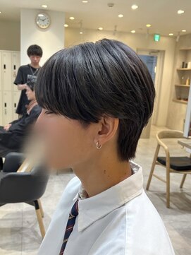 アイトーキョー 横浜(AI TOKYO) リノ風韓国グレーシルバーカラー