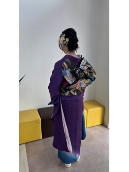 サロンドエスダッシュ(Salon de S')の写真/・写真に残る“本当に可愛い”は後ろ姿で決まる・一生に一度を、プロの技で格上げ