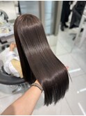 ブリーチなしで作るヘーゼルベージュで艶々な髪に