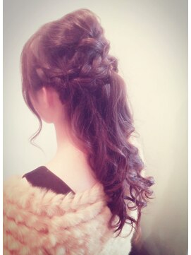 クロ ヘアー(CURRO HAIR) パーティアレンジ☆