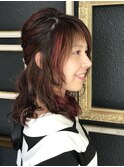 春夏の色!ゴージャス赤ラインで私の個性見せますスタイル