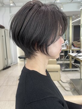 アンド ストーリーズ(&STORIES) ショートボブ髪型30代40代50代前髪あり前髪なし【橋本】