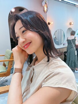 シビバイレボ(CIBI by revo) セミディ/ナチュラルレイヤーカット/フェイスレイヤー[船橋]