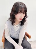 ミディアムレイヤーカットパーマウルフ黒髪ニュアンスウェーブ