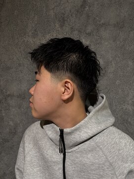 ドゥーエン 緑橋店(DoEN) アップバングショート