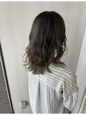 大人くびれ外ハネミディアム×透け感グレージュ