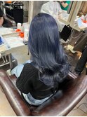 暗めネイビーブルー