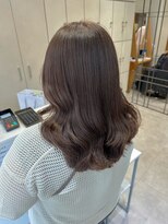 ヴァネッサ(VANESSA)&nbsp;透明感たっぷりラベンダーグレージュ×柔らかベージュ◎渡辺りん