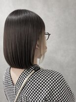 フィガロ バイ テイラー(FIGARO by Taylor) 覗く色で魅せる、強艶ストレートボブ