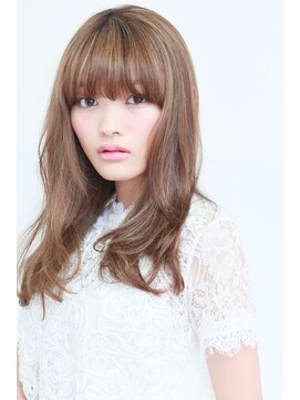 ビューティーアンドケアカロン(Beauty and Care CALON) 【銀座】立体ハイライトのベースにフォギーグレージュで優しく