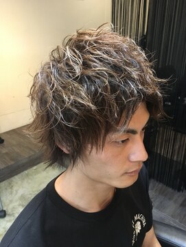 バーバー スタジオ ラフテル(Barber Studio RAFTEL) ウルフマッシュ