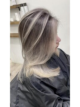 ジゼル(gisele) (小山)contrast color