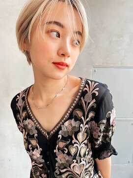 メーヴェ(Mowen) mowen 南堀江　クールショート×ミルクティーベージュ×外国人風