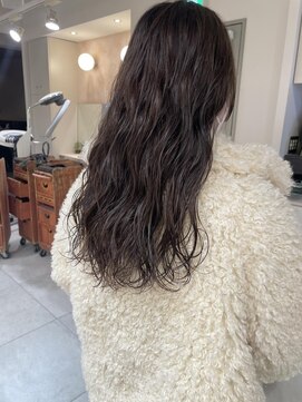 キャンバス バイ ネオリーブ 横浜西口(Canvas by neo.) ロングパーマ イメチェン 【miku】