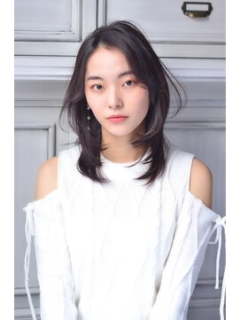 シャイニー(SHINY) ミディアムレイヤー/レイヤーカット/イルミナ/くびれヘア