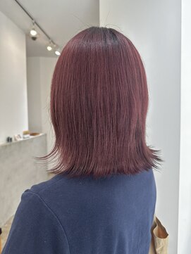 イニ 福井店(ini) チェリーレッド×ボブ《出海》