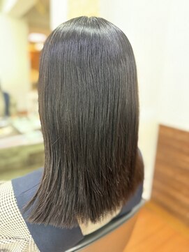 アークスヘアー ナチュラルブルーブラック艶感ストレート美肌透明感ブルーカラー