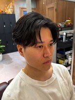 トラスト ザ バーバー 東京駅日本橋店(TRUST the Barber)&nbsp;センターパート/ナチュラルヘア/メンズヘア