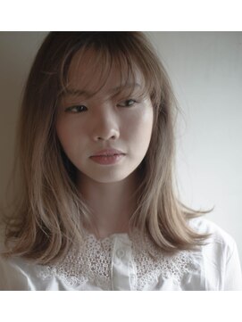 フクタ フロムヘアー(HUKUTA from hair) シースルーバングのレイヤースタイル